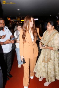 Actresses Tamannaah Bhatia and Mrunal Thakur were spotted at the Mumbai Airport on June 26, 2023
