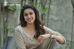 Tanya-Ravichandran-69