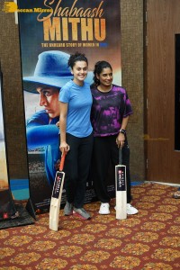 Indian Star Cricketer Mithali Raj and Actress Taapsee Pannu play a friendly cricket match