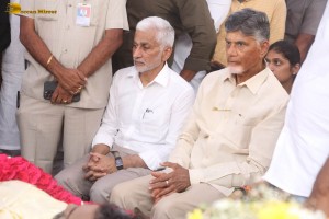 The final journey of nandamuri taraka ratna attended by friends and family