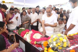 The final journey of nandamuri taraka ratna attended by friends and family
