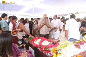 The final journey of nandamuri taraka ratna attended by friends and family