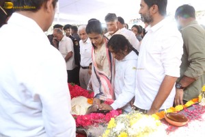 The final journey of nandamuri taraka ratna attended by friends and family