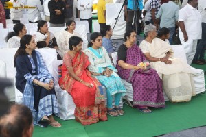 The final journey of nandamuri taraka ratna attended by friends and family