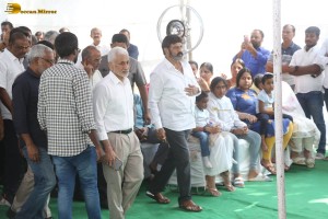 The final journey of nandamuri taraka ratna attended by friends and family