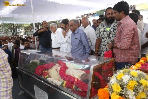 The final journey of nandamuri taraka ratna attended by friends and family