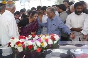 The final journey of nandamuri taraka ratna attended by friends and family