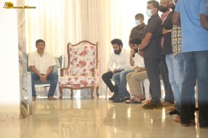 Family and Friends pay last respects to Nandamuri Taraka Ratna