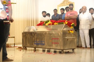 Family and Friends pay last respects to Nandamuri Taraka Ratna