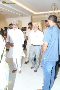 Family and Friends pay last respects to Nandamuri Taraka Ratna