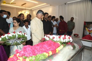 Family and Friends pay last respects to Nandamuri Taraka Ratna
