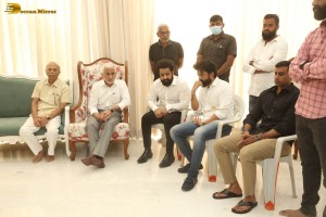 Family and Friends pay last respects to Nandamuri Taraka Ratna