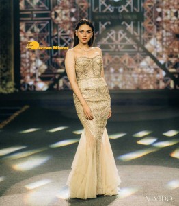 Movie Stars such as Aditi Rao Hydari, Lakshmi Manchu, and Vedika walked the ramp for the 'Teach for Change Annual Fundraiser'