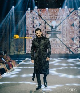 Movie Stars such as Aditi Rao Hydari, Lakshmi Manchu, and Vedika walked the ramp for the 'Teach for Change Annual Fundraiser'