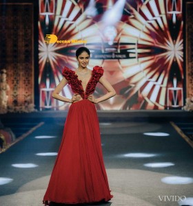 Movie Stars such as Aditi Rao Hydari, Lakshmi Manchu, and Vedika walked the ramp for the 'Teach for Change Annual Fundraiser'