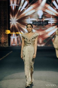 Movie Stars such as Aditi Rao Hydari, Lakshmi Manchu, and Vedika walked the ramp for the 'Teach for Change Annual Fundraiser'