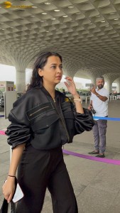 actress Tejasswi Prakash chic look in black at mumbai airport