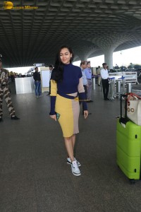 actress tejasswi prakash cute in black top and yellow skirt