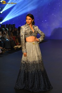 actress tejasswi prakash ramp walk at a fashion show