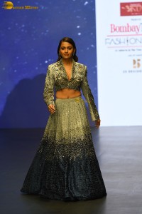 actress tejasswi prakash ramp walk at a fashion show