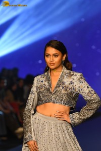 actress tejasswi prakash ramp walk at a fashion show