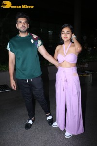 Karan Kundra and Tejasswi Prakash seen at the Mumbai Airport