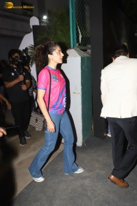 Tennis Premier League 2024 Opening Ceremony attended by Sonali Bendra, Chahatt Khanna, and Taapsee Pannu