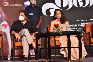 Thalaivi cast and crew including Kangana Ranaut at trailer launch