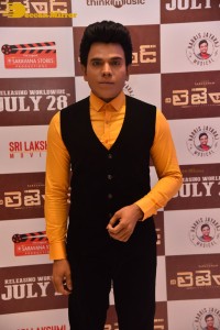 The Legend movie pre-release attended by Arul Saravanan, Laxmi Raai and Urvashi Rautela