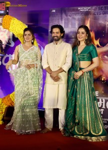 Actors Vikrant Massey, Raashi Khanna, and Riddhi Dogra promote their film The Sabarmati Report
