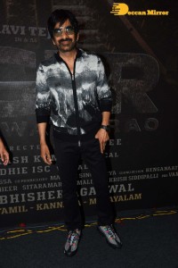 Tiger Nageswara Rao movie launch attended by Ravi Teja, Nupur Sanon, Chiranjeevi, and Minister Kishan Reddy