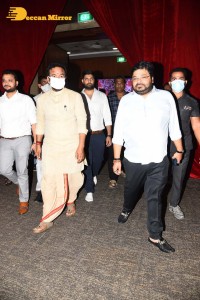 Tiger Nageswara Rao movie launch attended by Ravi Teja, Nupur Sanon, Chiranjeevi, and Minister Kishan Reddy