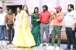 Tiger Nageswara Rao Trailer Launch attended by Ravi Teja, Nupur Sanon, Gayatri Bhardwaj, and Renu Desai