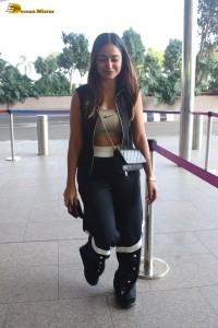 actress Tridha Choudhury spotted at mumbai airport