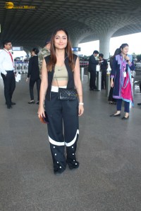 actress Tridha Choudhury spotted at mumbai airport