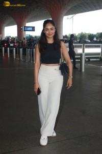 actress Tridha Choudhury stylish looks at mumbai airport