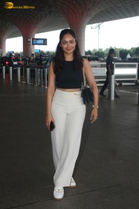 actress Tridha Choudhury stylish looks at mumbai airport