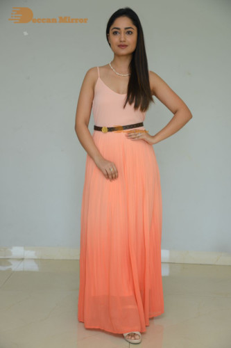 Tridha Chowdary (31)