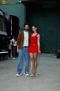 Kartik Aaryan and Ananya Panday promote Tu Meri Main Tera Main Tera Tu Meri