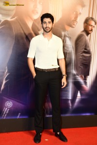 Ulajh Screening attended by Janhvi Kapoor, Khushi Kapoor, Arjun Kapoor, Rekha, and others