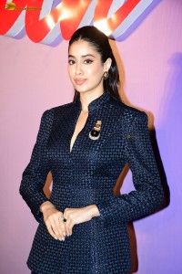 Ulajh song Shaukan release press meet attended by Janhvi Kapoor and Roshan Mathew