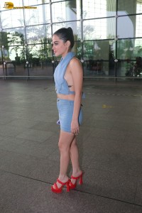 actress urfi javed in denim mini skirt