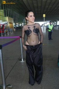 Indian Actress Urfi Javed in a transparent black top at mumbai airport