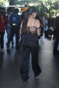 Urfi Javed in a rare black dress at Mumbai airport on November 22