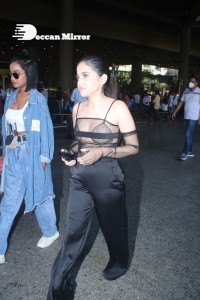 Urfi Javed in a rare black dress at Mumbai airport on November 22