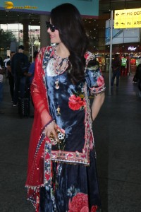 Urvashi Rautela in a salwar dress at airport