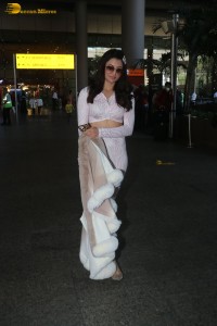 Bollywood actress urvashi rautela spotted at the airport
