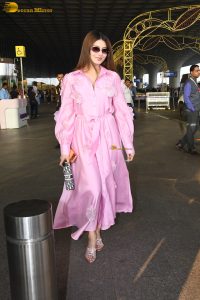 bollywood actress Urvashi Rautela cute in a pink dress