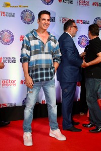 Bollywood movie Uunchai screening attended by Kangana Ranaut, Madhuri Dixit, Rani Mukerji and Isha Koppikar