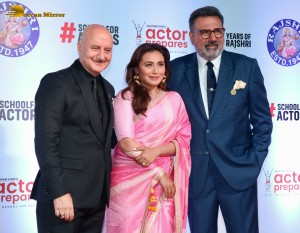 Bollywood movie Uunchai screening attended by Kangana Ranaut, Madhuri Dixit, Rani Mukerji and Isha Koppikar